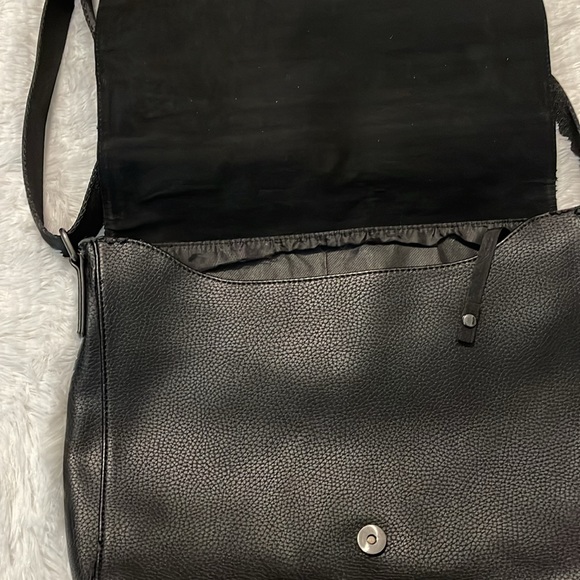 Calvin Klein Computer Bag - Picture 4 of 6